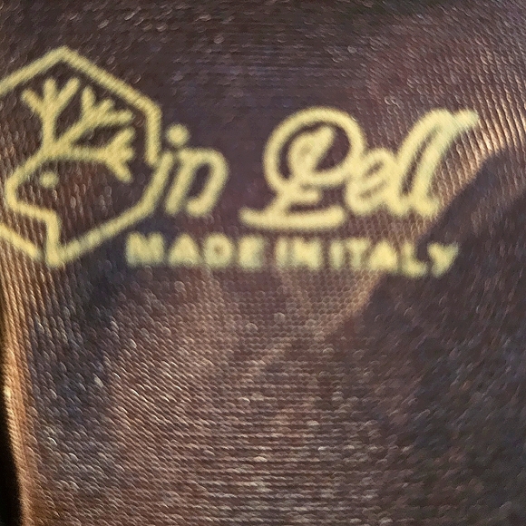 VALENTINA made in Italy Leather sling Backpack RARE color - Picture 12 of 13